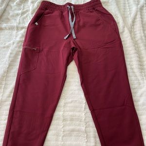 Brand New Figs Jogger Style Scrub Bottoms - Burgundy, Size Medium